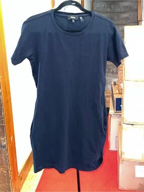 Theory Navy Short Sleeve Tee